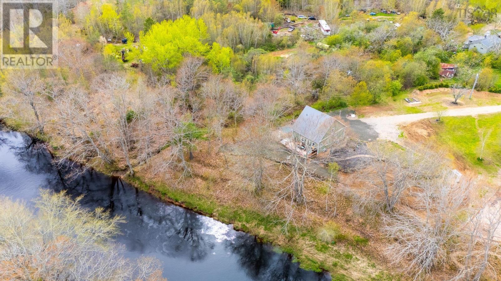 Property 27 of 44 of 12572 1 Highway