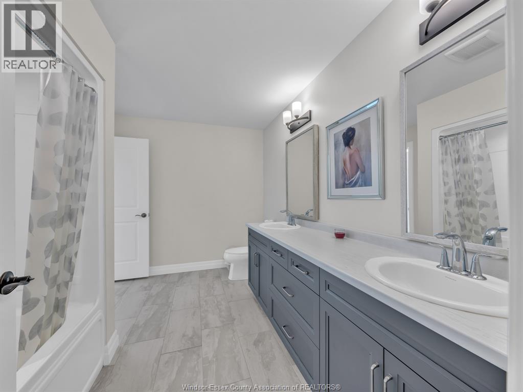 201 MEADOWVIEW AVENUE - 16