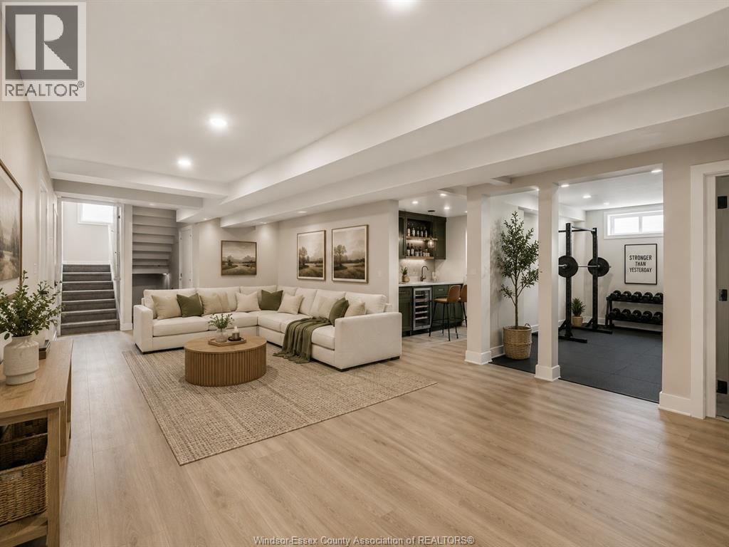 201 MEADOWVIEW AVENUE - 26