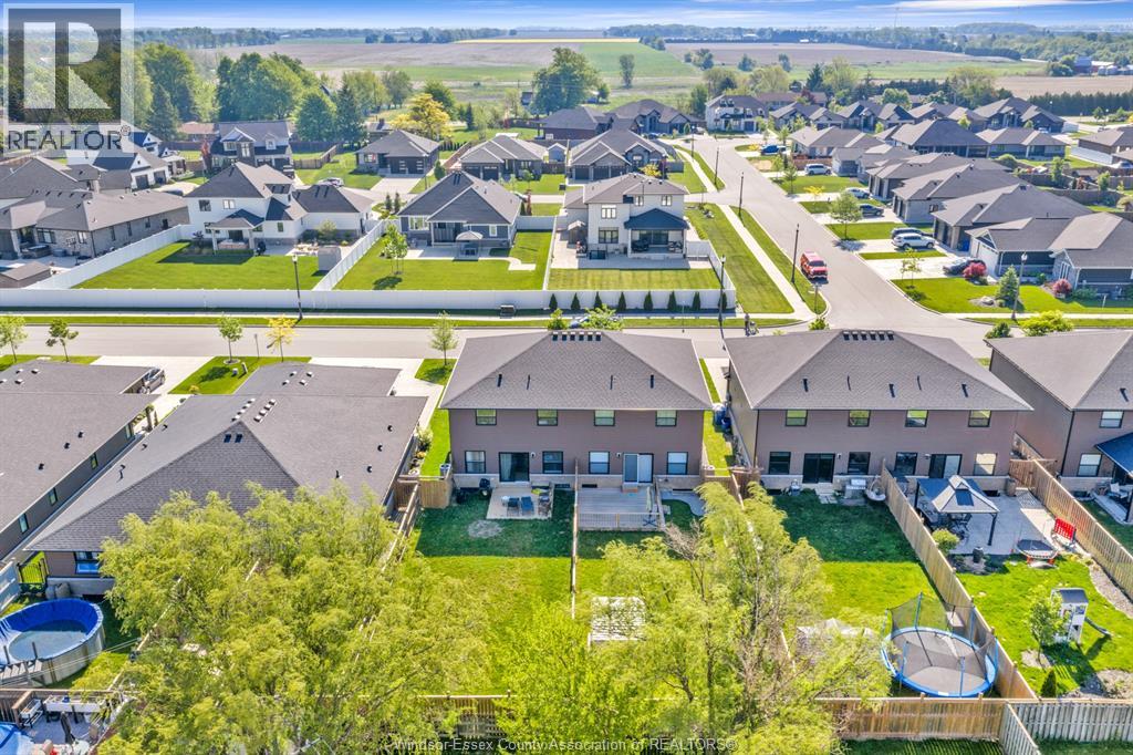 201 MEADOWVIEW AVENUE - 36