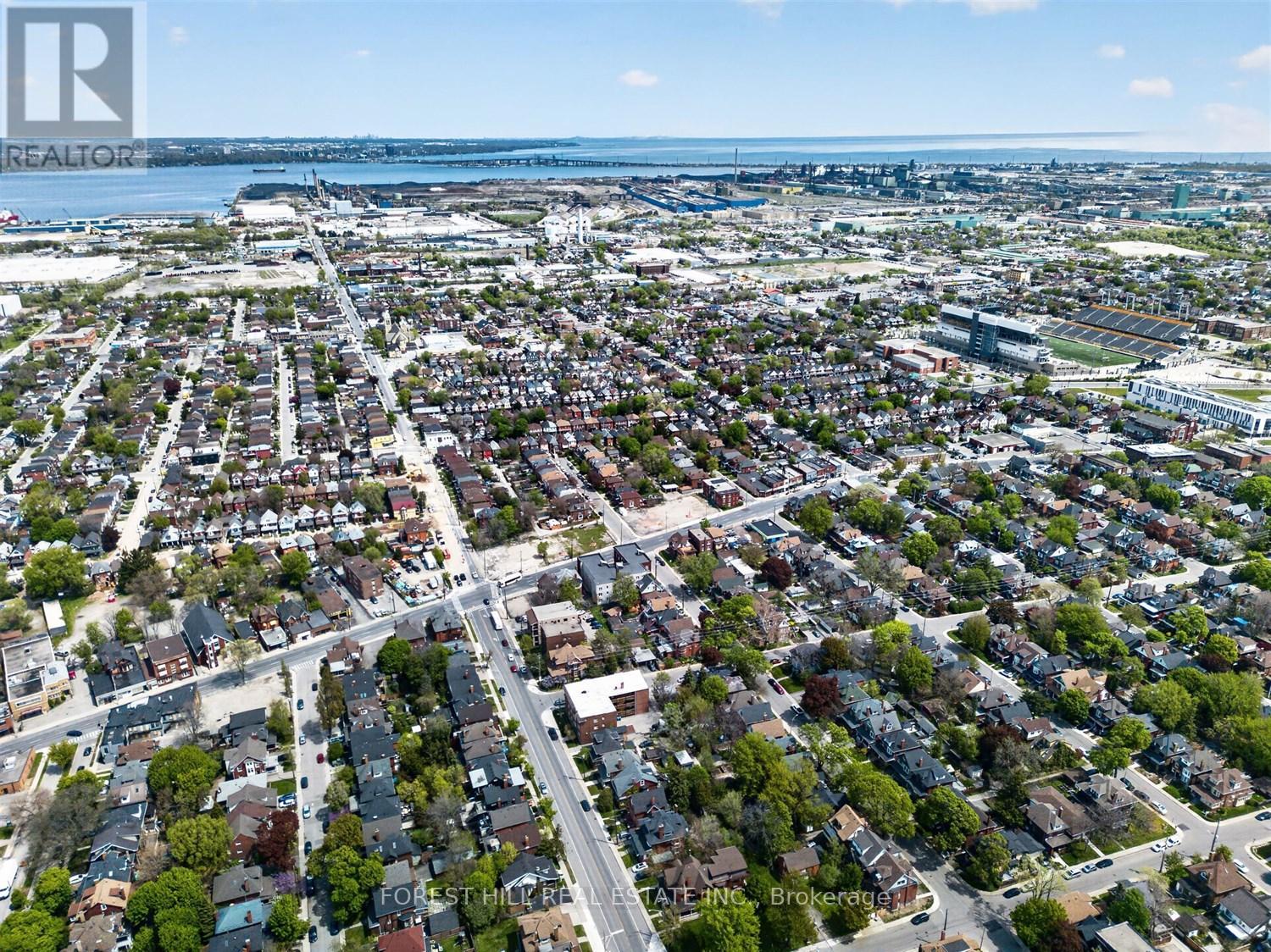 #3 9 SHERMAN AVENUE - 25