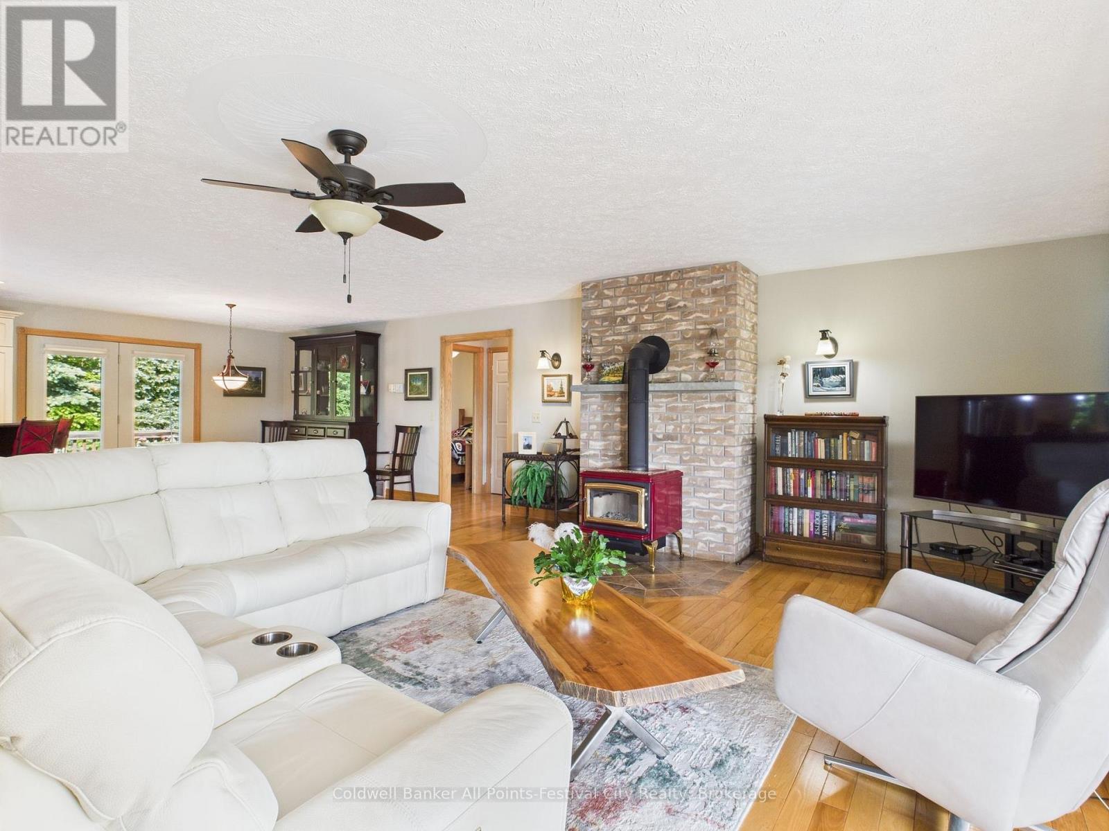 390 PARADISE LAKE STREET - 19