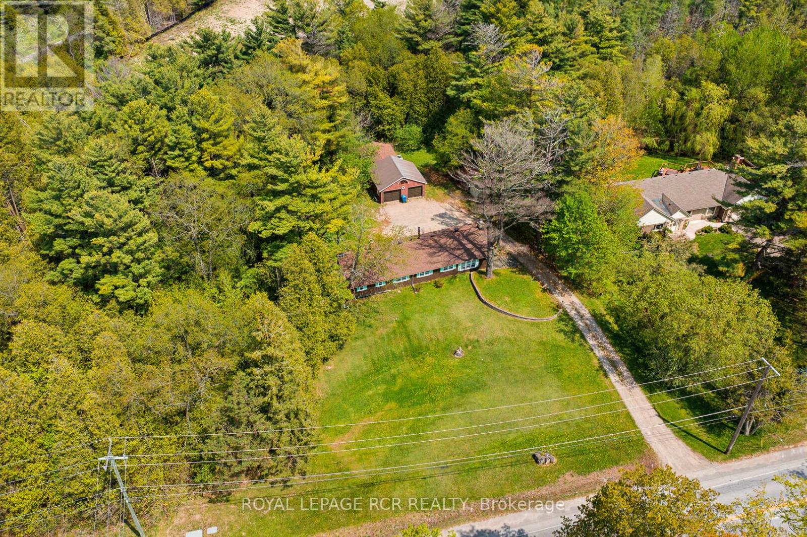 55 COUNTY RD 16 (VETERANS WAY) - 37