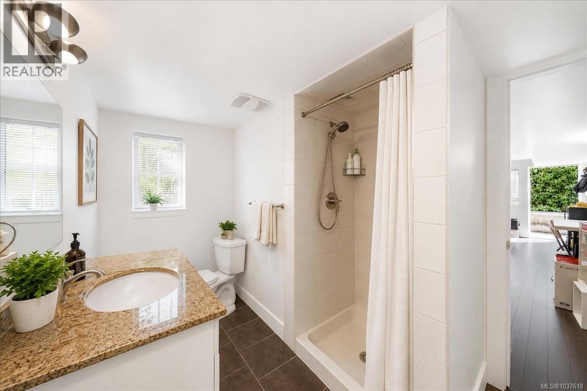 4425 Torrington Rd - 33