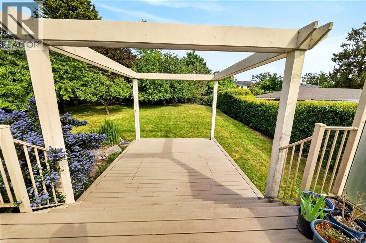 4425 Torrington Rd - 34