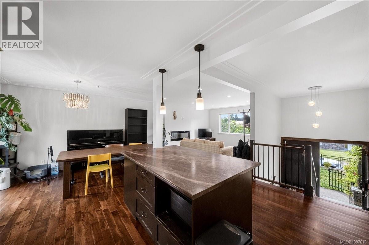4425 Torrington Rd - 5