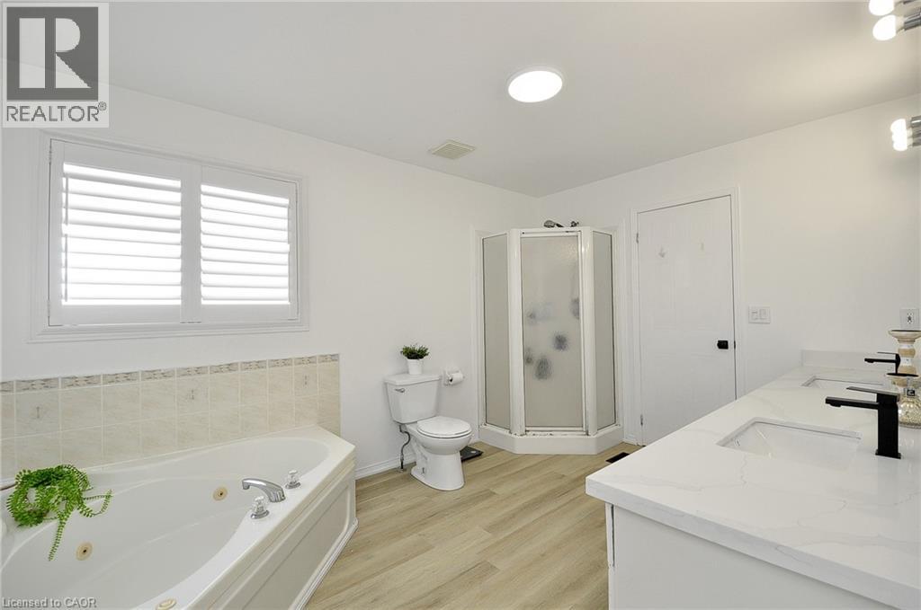32 KROEGER Crescent - 22