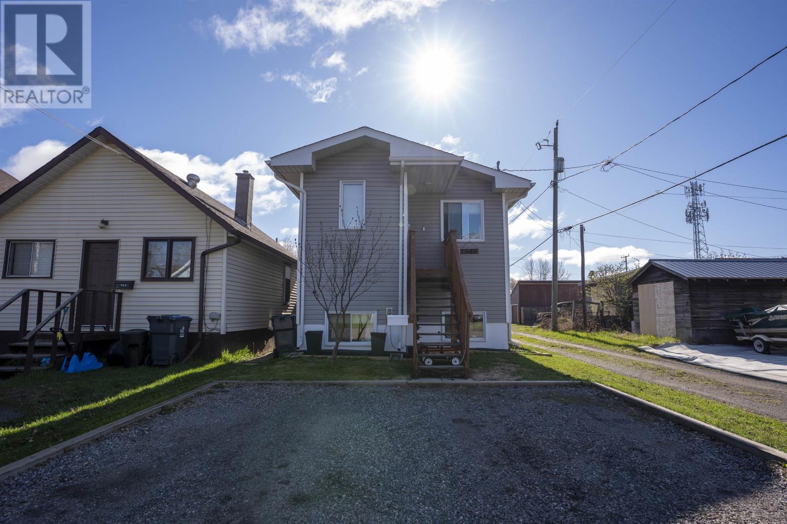 1946 Home Ave, Thunder Bay, Ontario, P7E3C4 — Photo 5