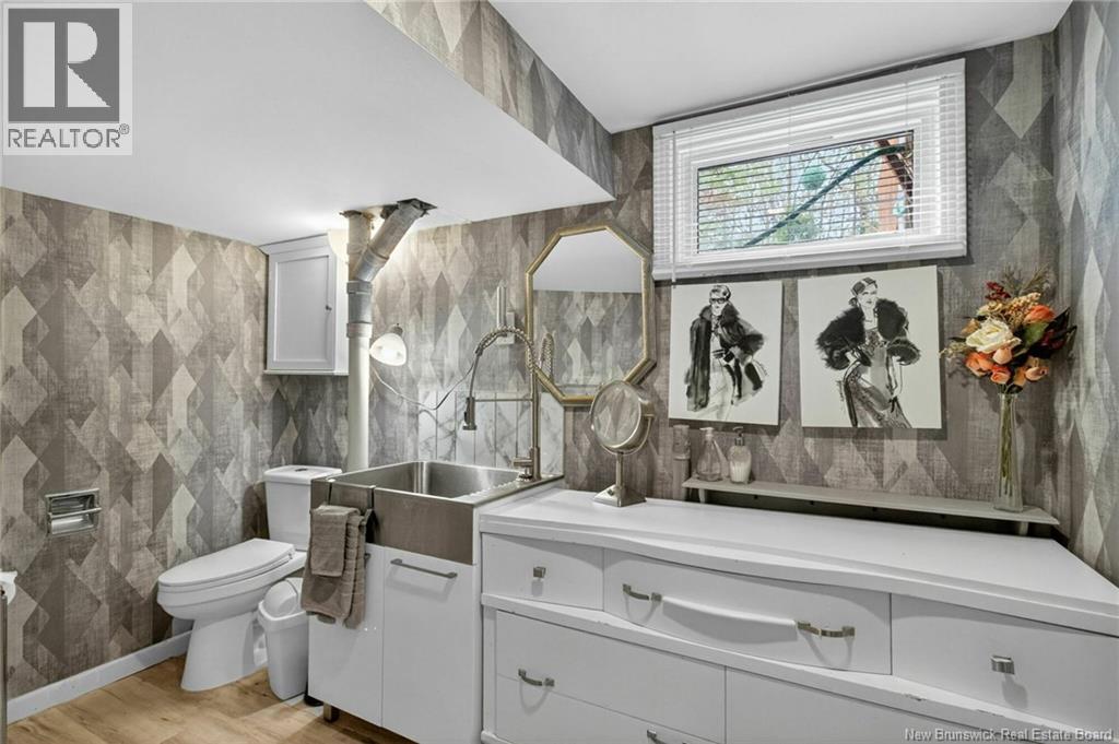 240 Denys Avenue - 15
