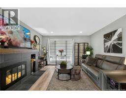 240 Denys Avenue, photo 4