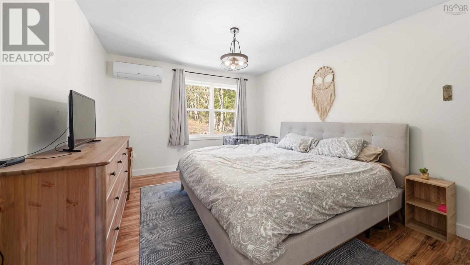 Property 30 of 47 of 2216 Sackville Drive