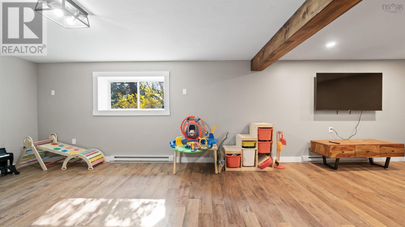 Property 22 of 47 of 2216 Sackville Drive