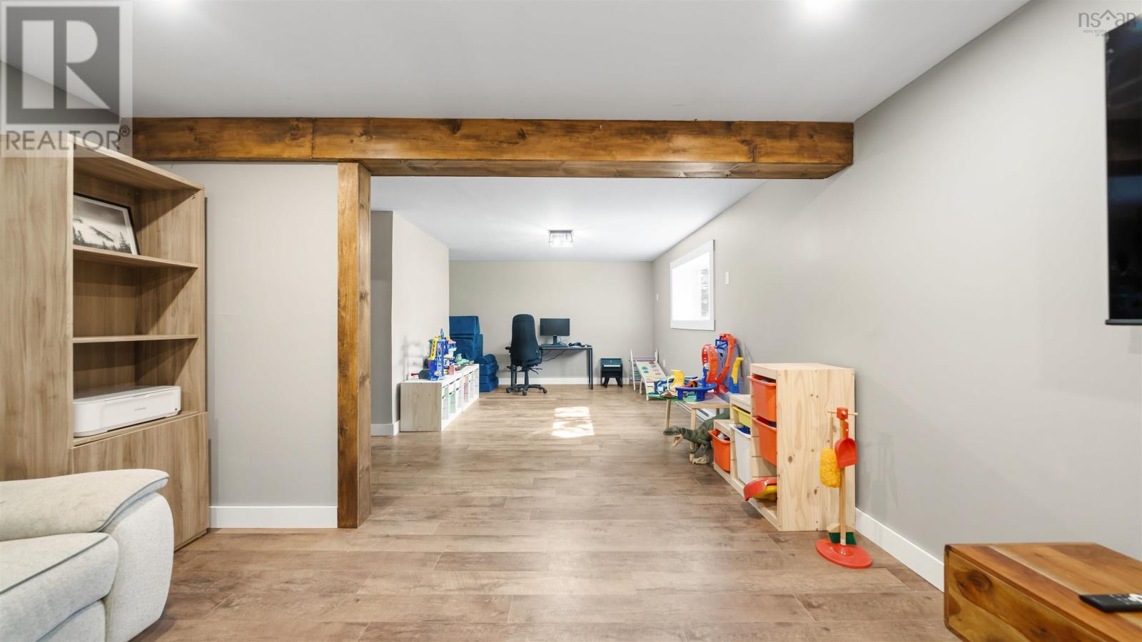 Property 39 of 47 of 2216 Sackville Drive