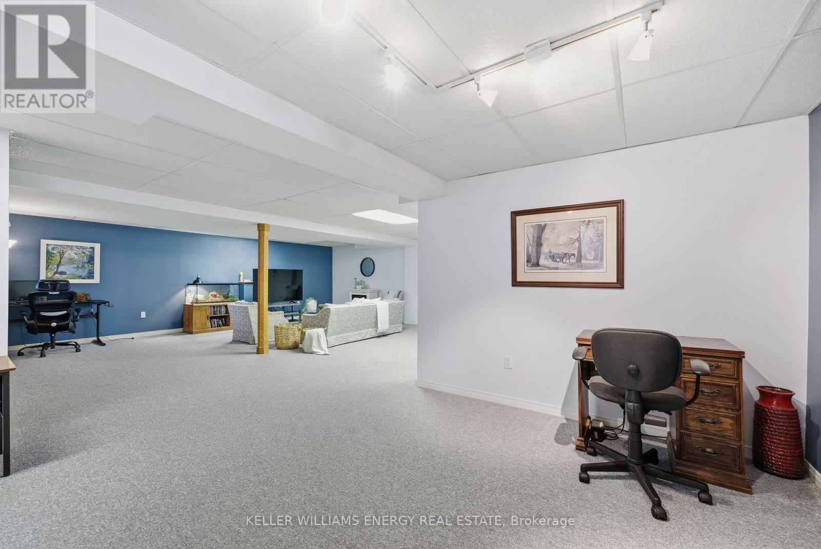 1075 RIDGEMOUNT BOULEVARD - 26