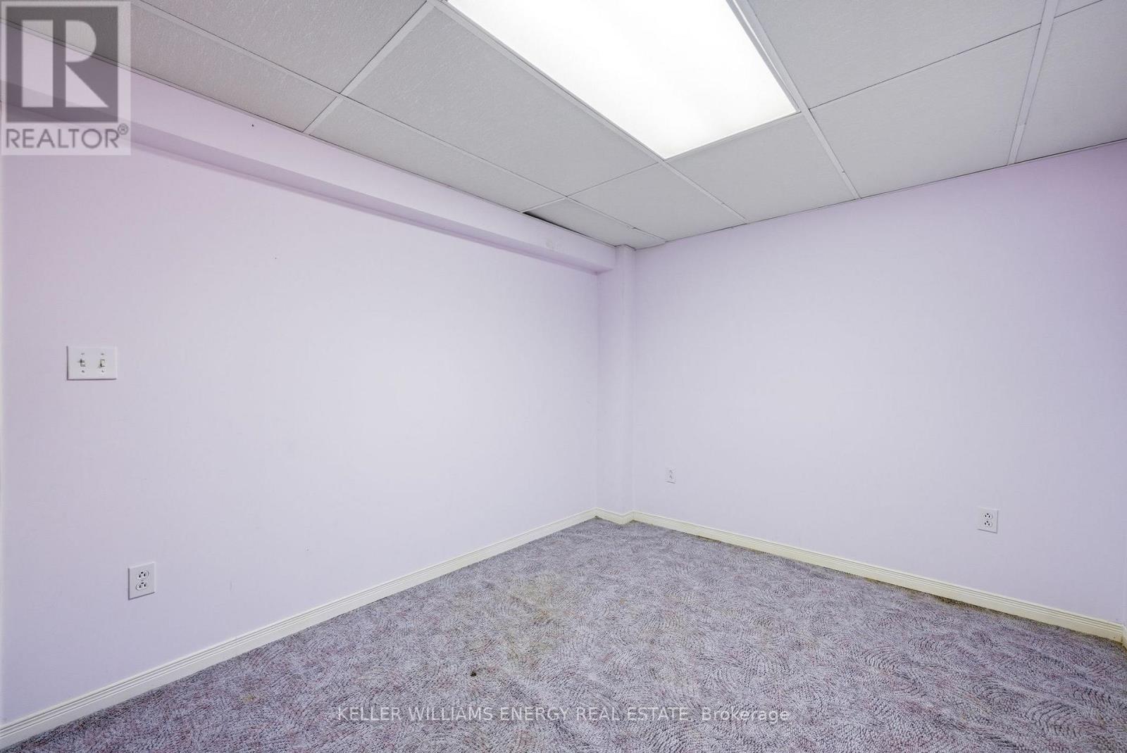 1075 RIDGEMOUNT BOULEVARD - 28