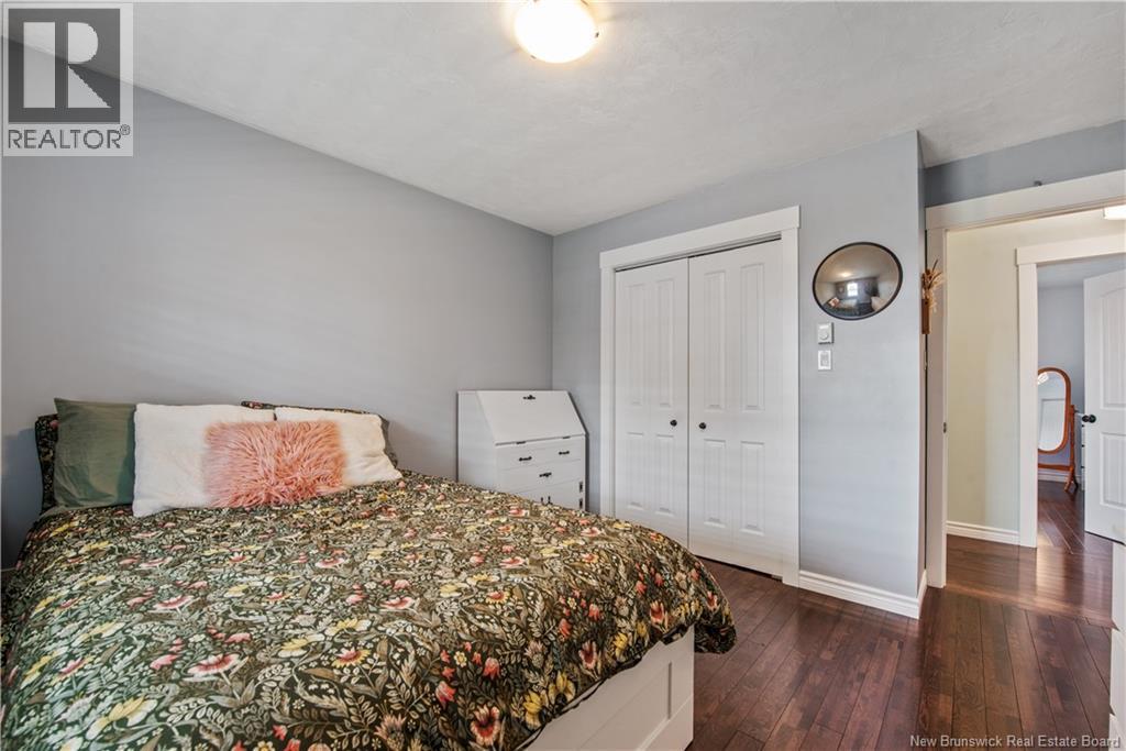 392 Mandeville - 18