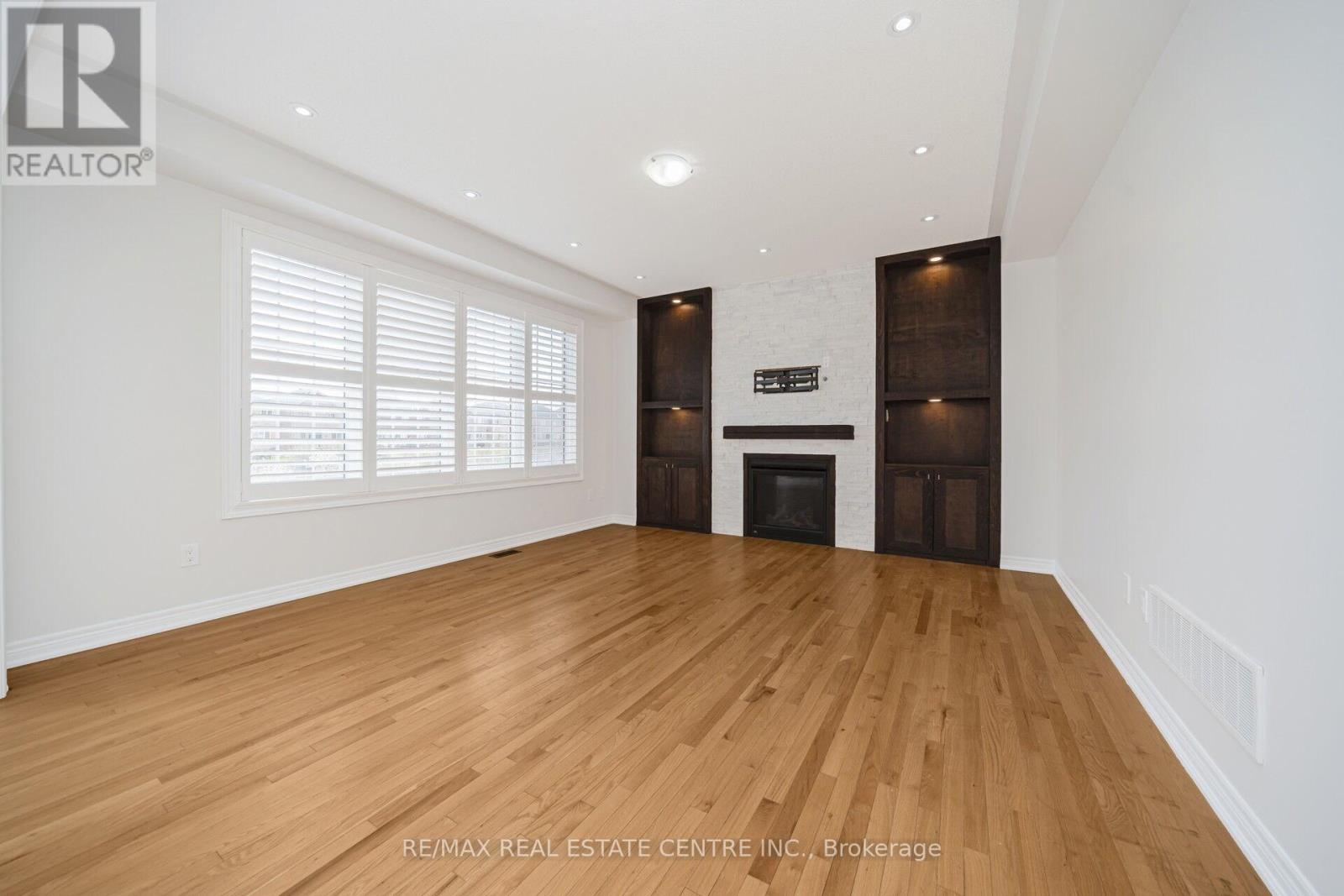 26 FRUITVALE CIRCLE - 13