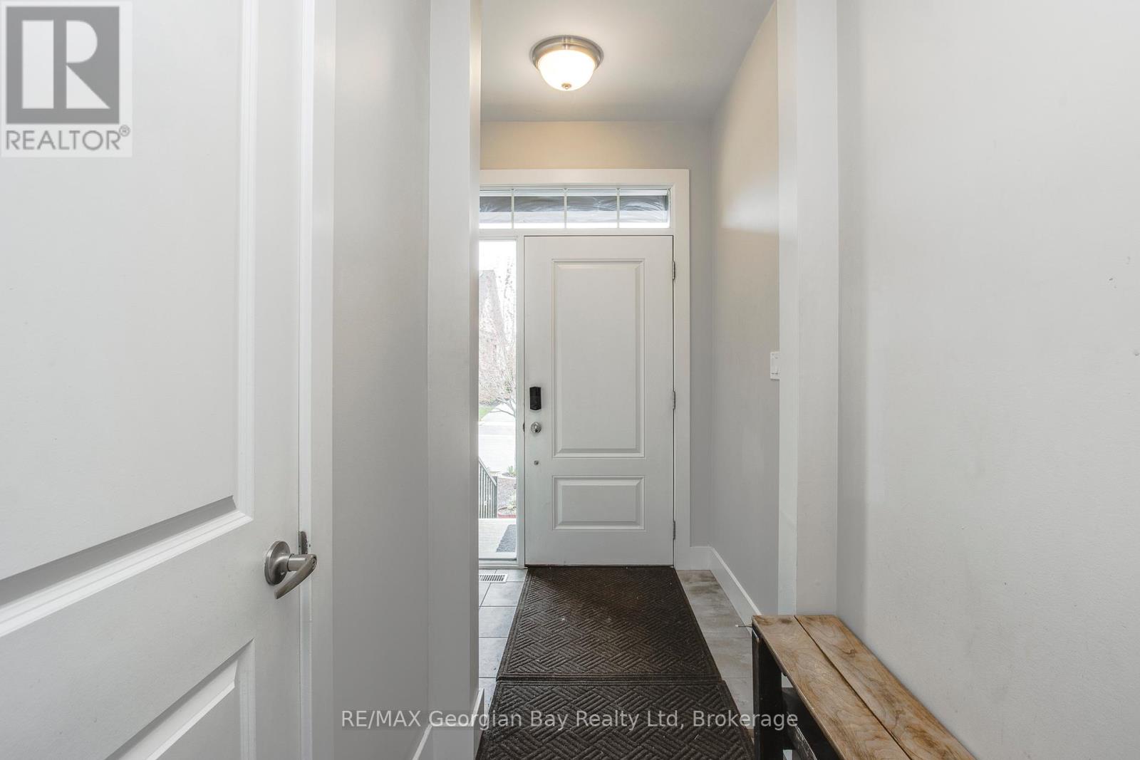 329 YELLOW BIRCH CRESCENT - 4