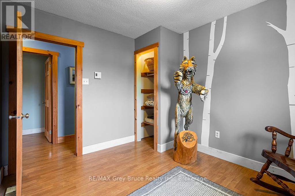 46 MAPLE GOLF CRESCENT - 31