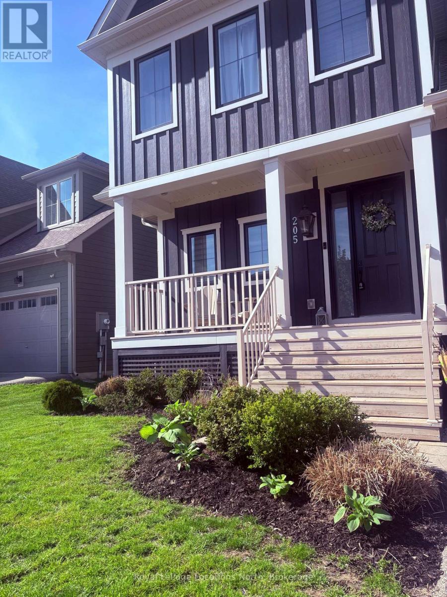 205 YELLOW BIRCH CRESCENT, Blue Mountains — photo 3