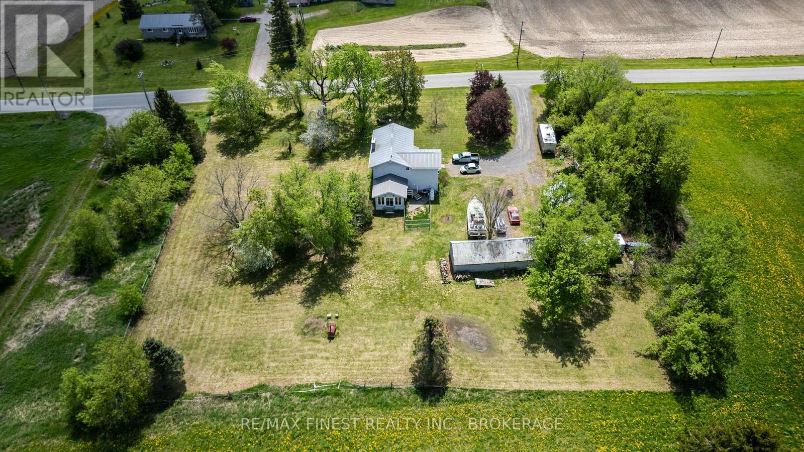 47 TAYLOR ROAD W - 43