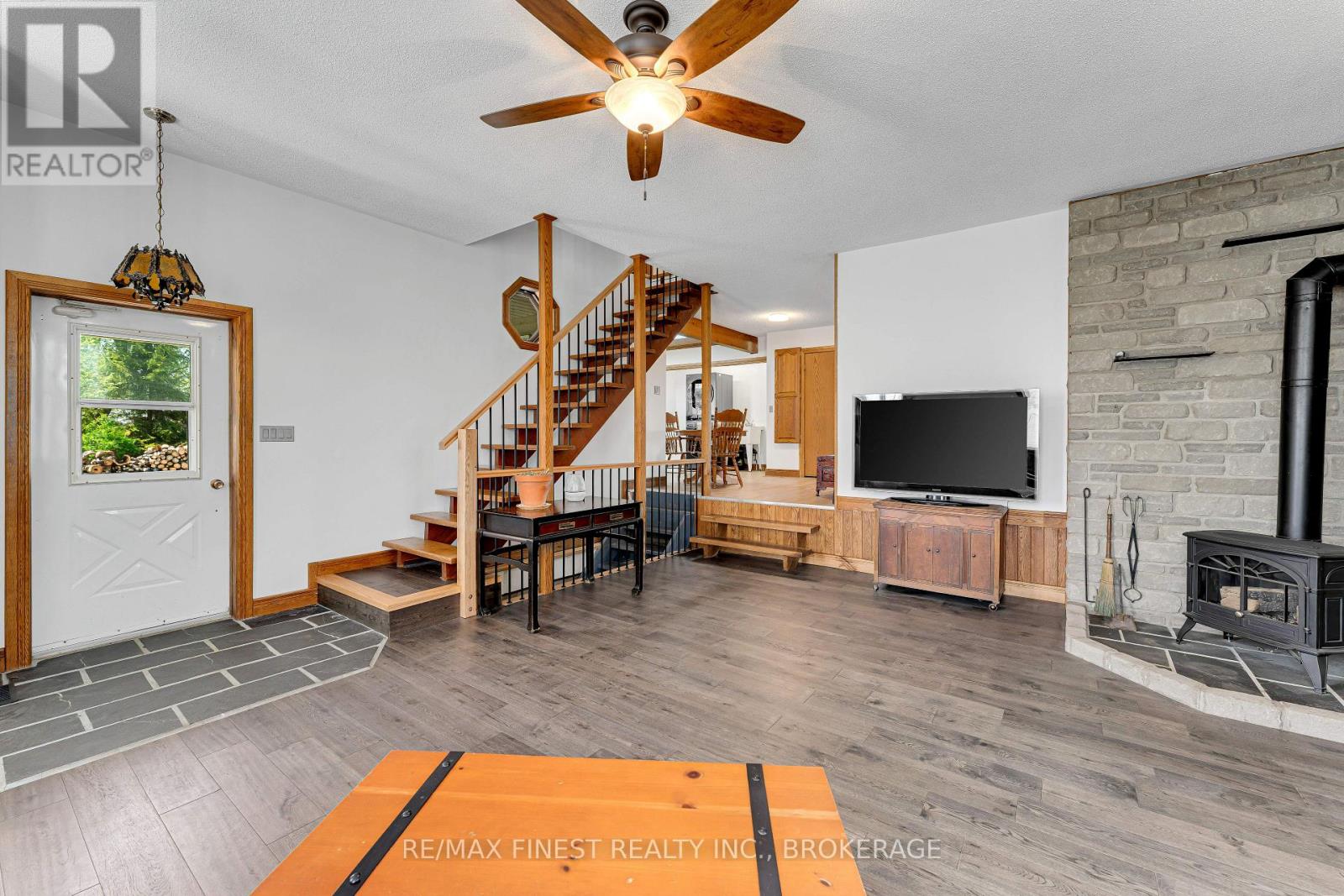47 TAYLOR ROAD W - 5