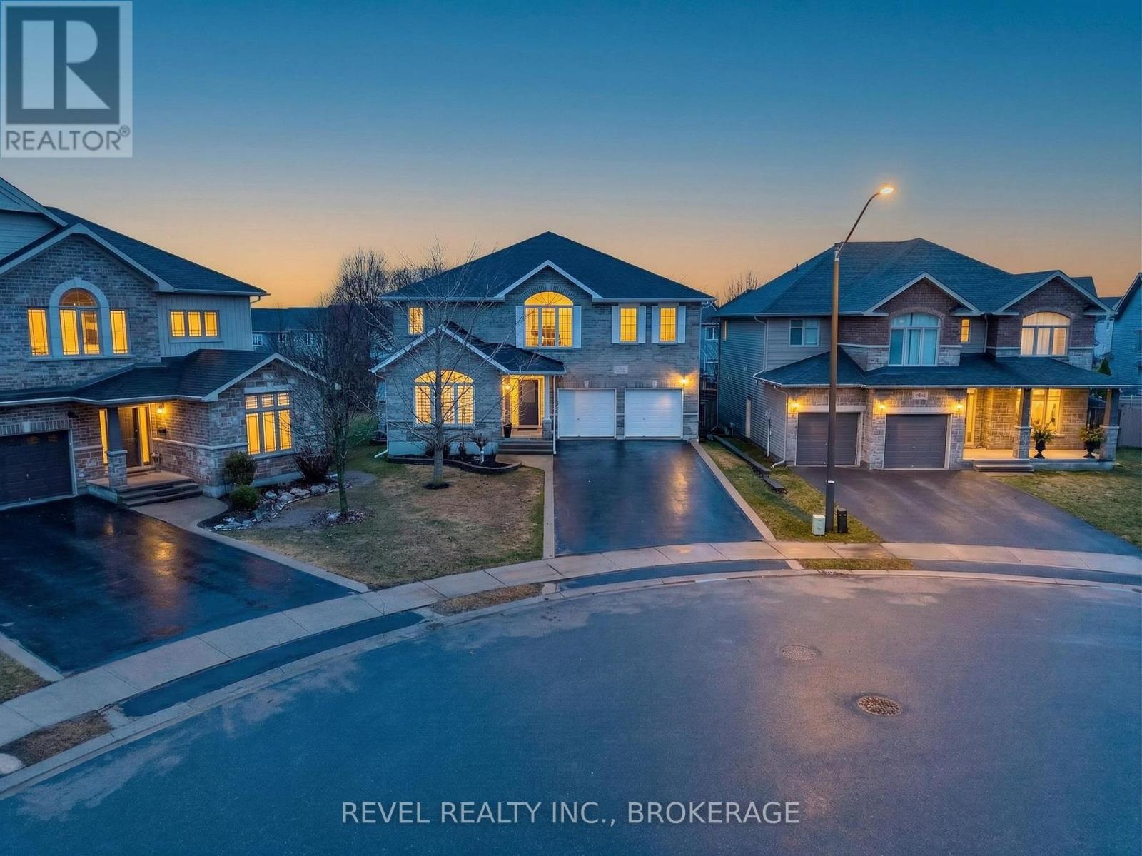1557 PROVIDENCE CRESCENT - Image 2