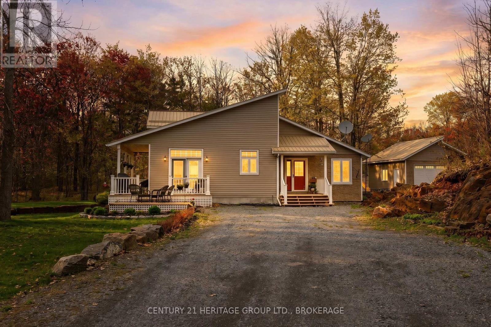 173 CASTLE ROCK LANE - 1