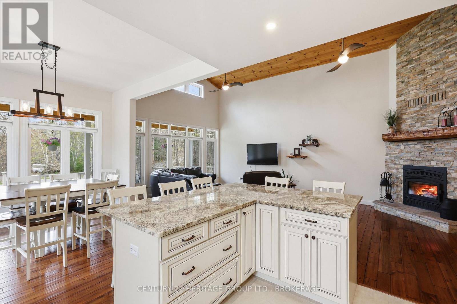 173 CASTLE ROCK LANE - 29