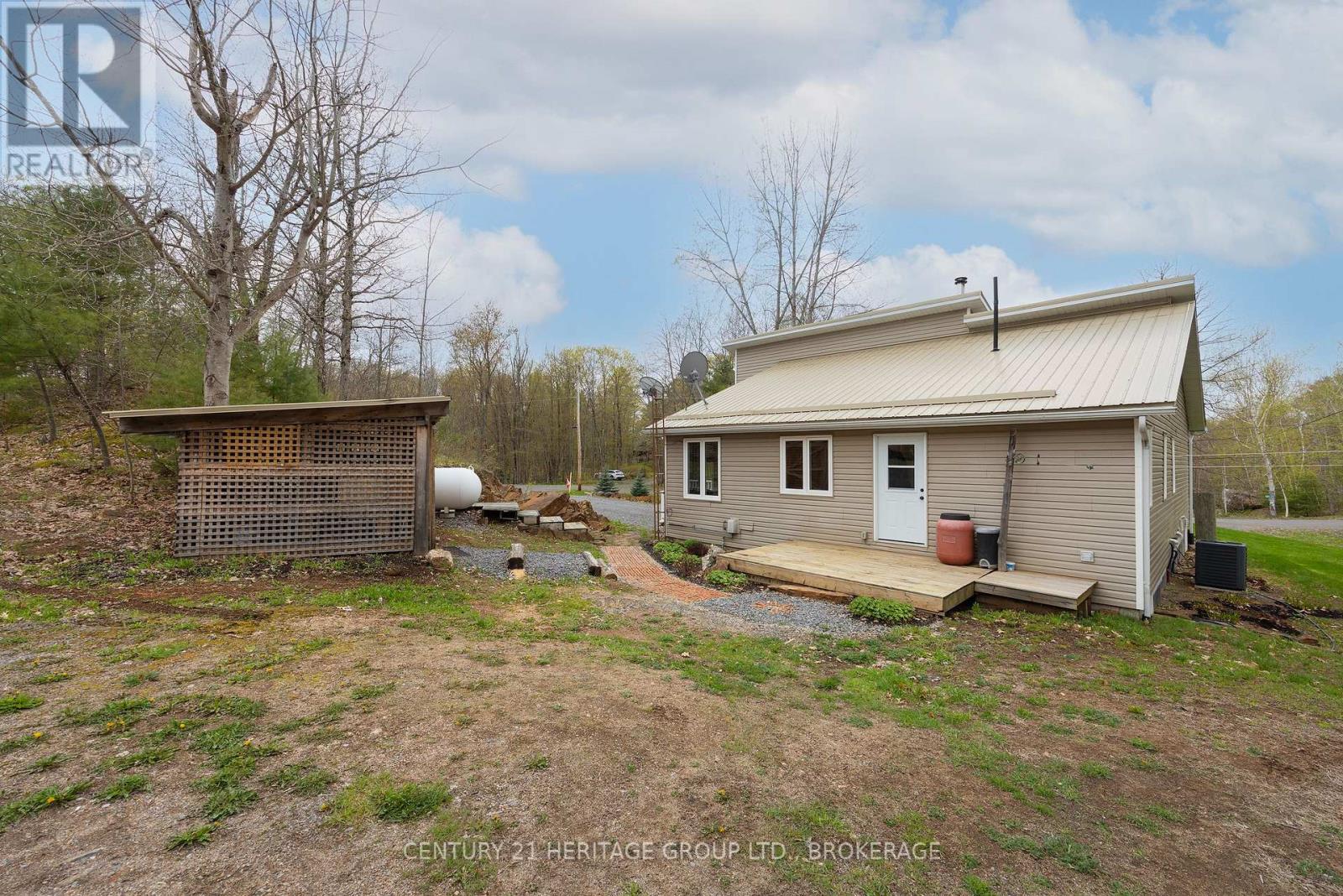 173 CASTLE ROCK LANE - 9