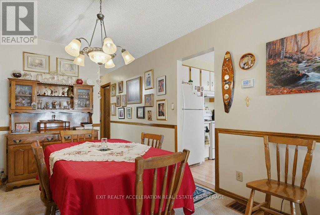 223 NEWBURGH ROAD - 11