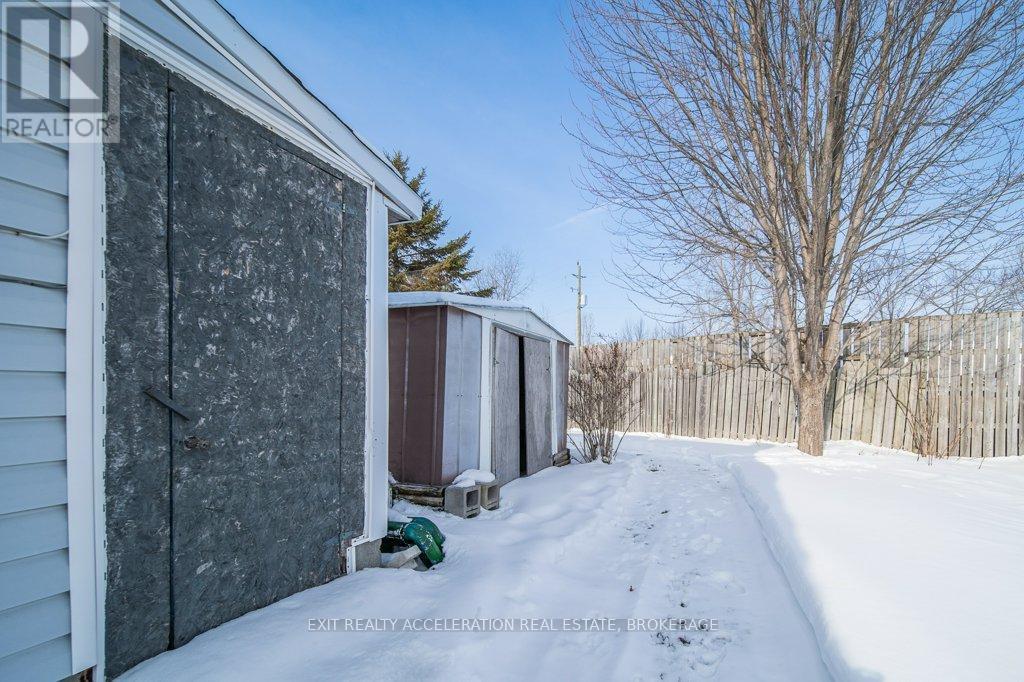 223 NEWBURGH ROAD - 40