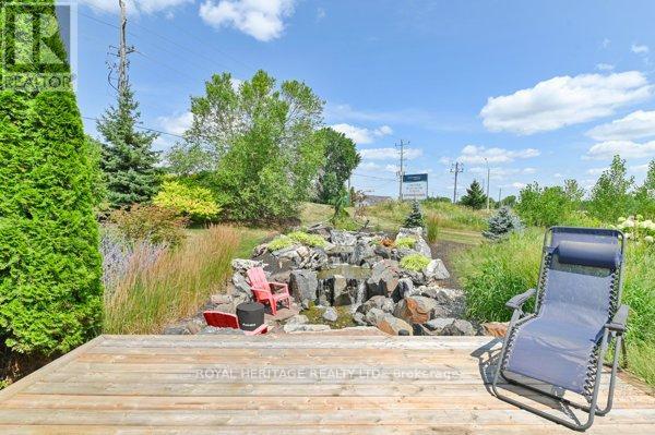 4 KINGFISHER DRIVE - 30