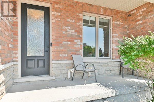 4 KINGFISHER DRIVE - 5