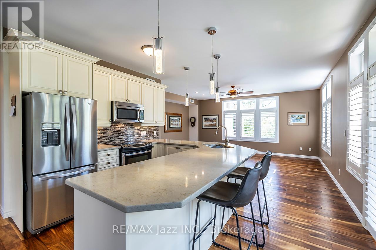 #111 29 LAKEWOOD CRESCENT - 2