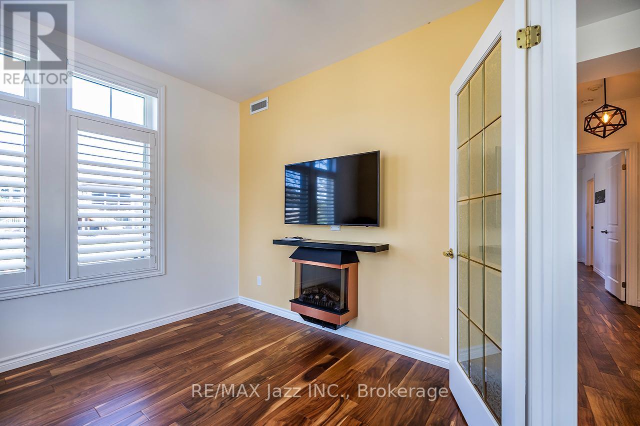 #111 29 LAKEWOOD CRESCENT - 8