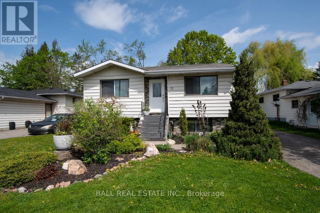 13 COYLE CRESCENT - 1