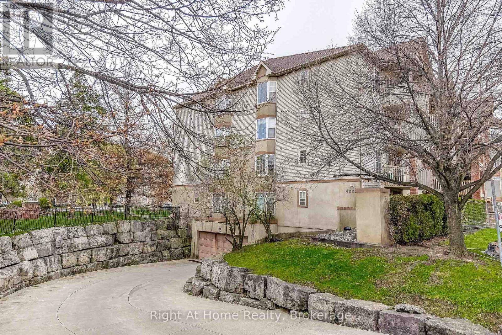#212 4005 KILMER DRIVE - 22