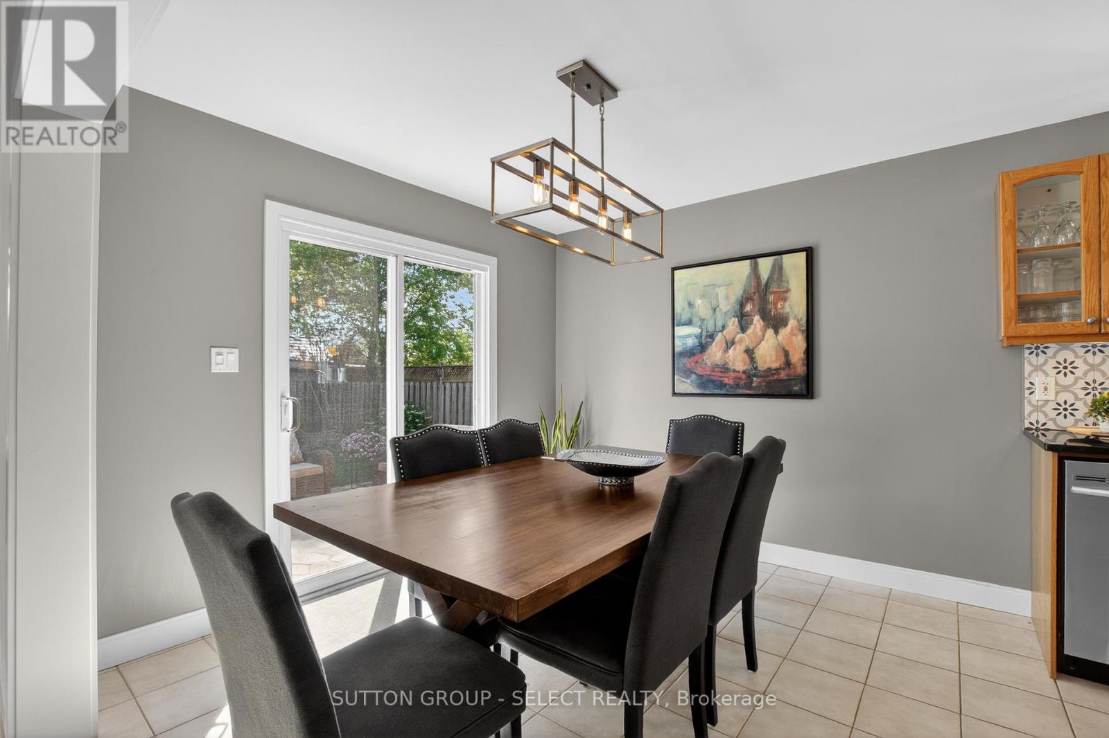254 CRIMSON CRESCENT - 12
