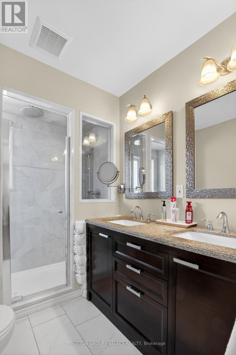 254 CRIMSON CRESCENT - 31