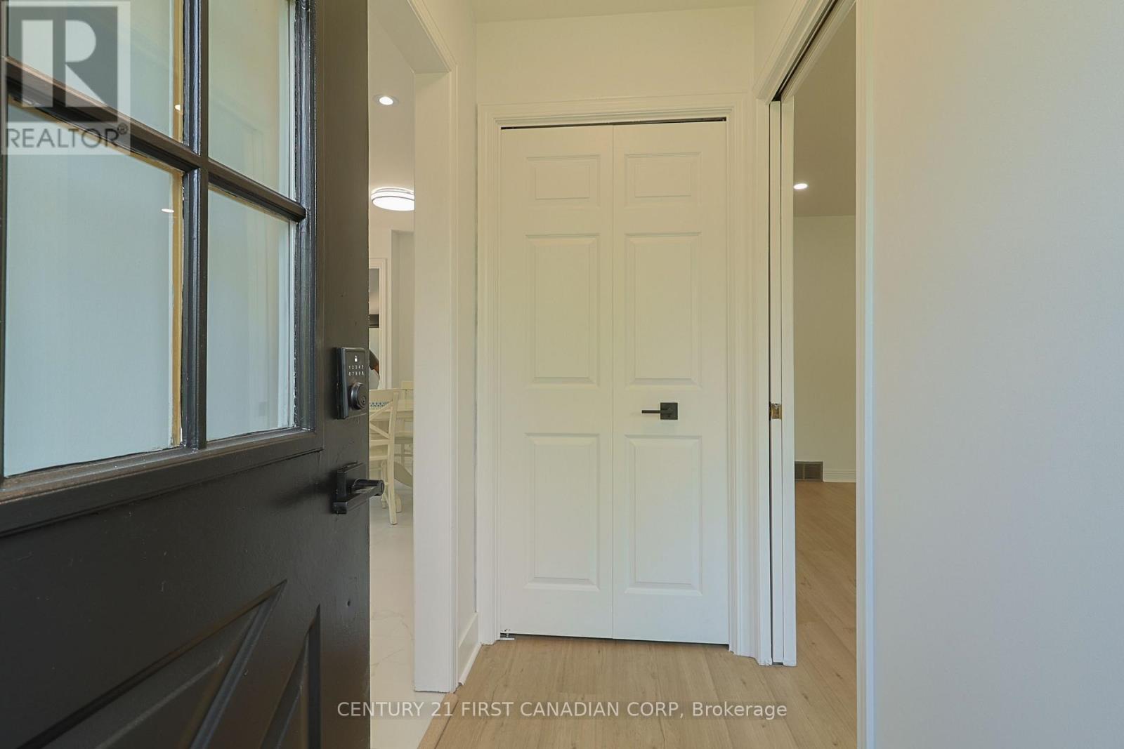 15 BYBROOK COURT - 14