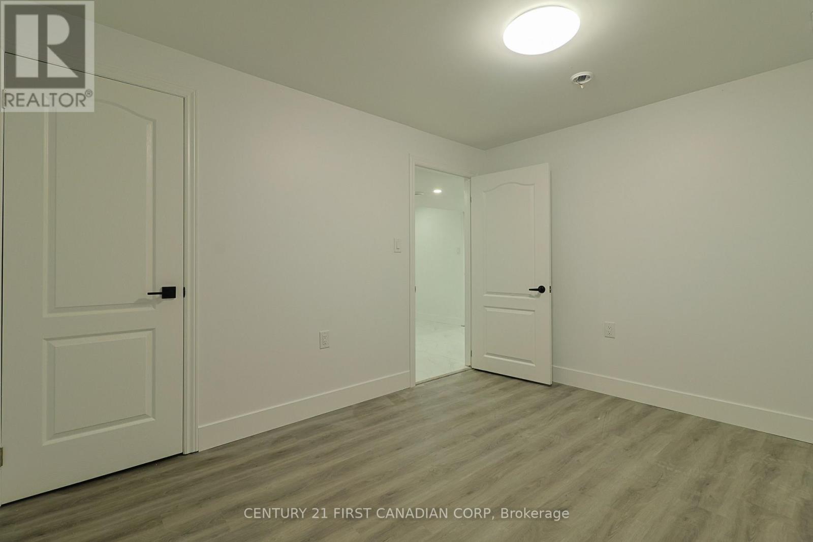 15 BYBROOK COURT - 44