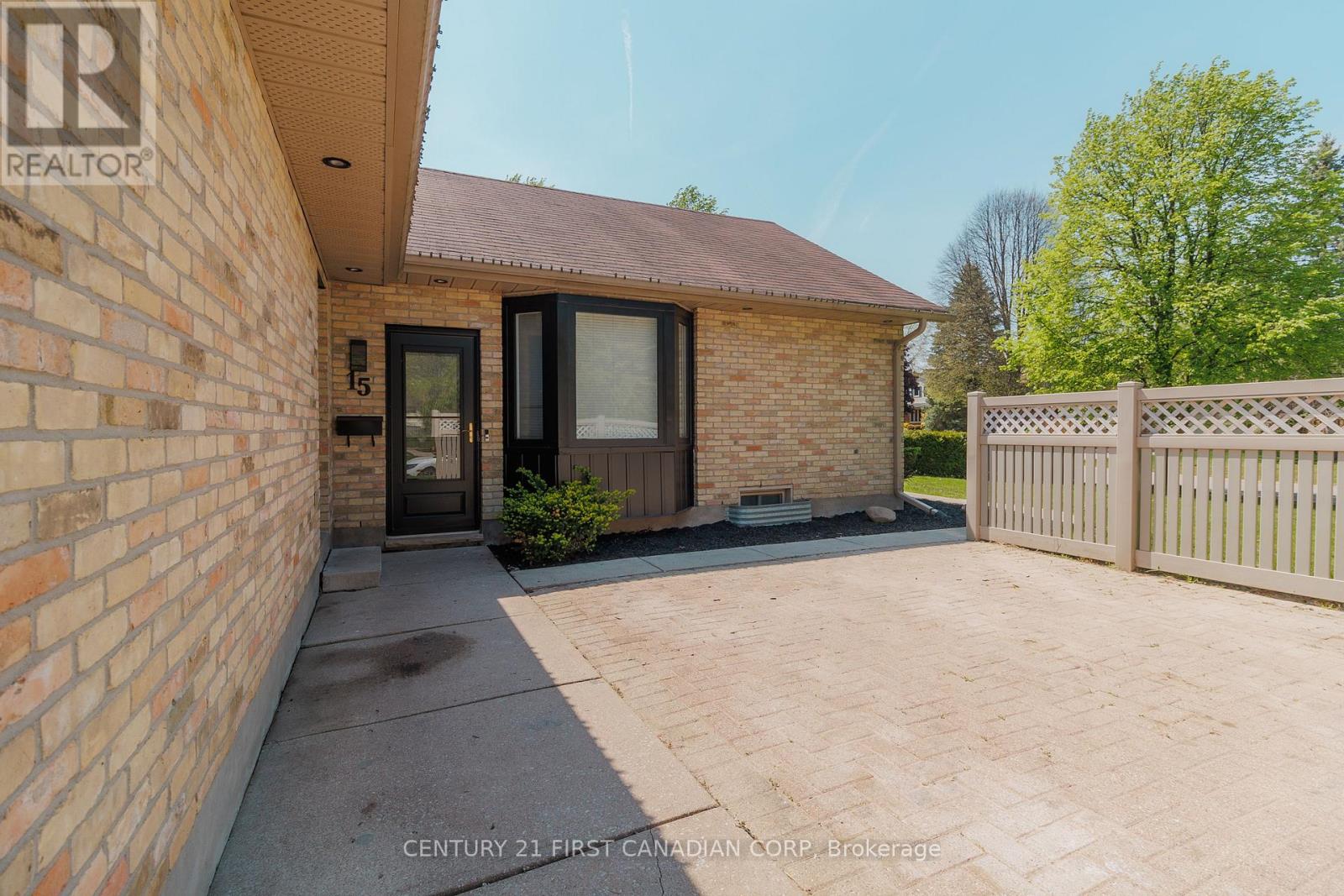 15 BYBROOK COURT - 6
