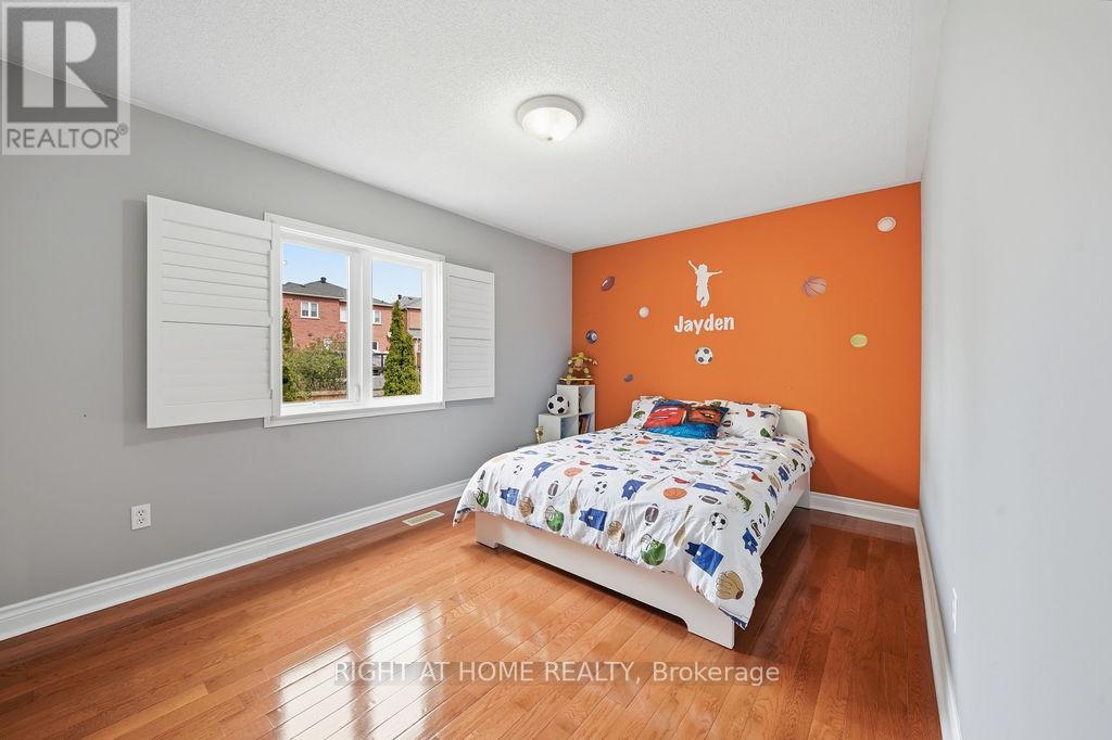 25 NOBBS DRIVE - 21
