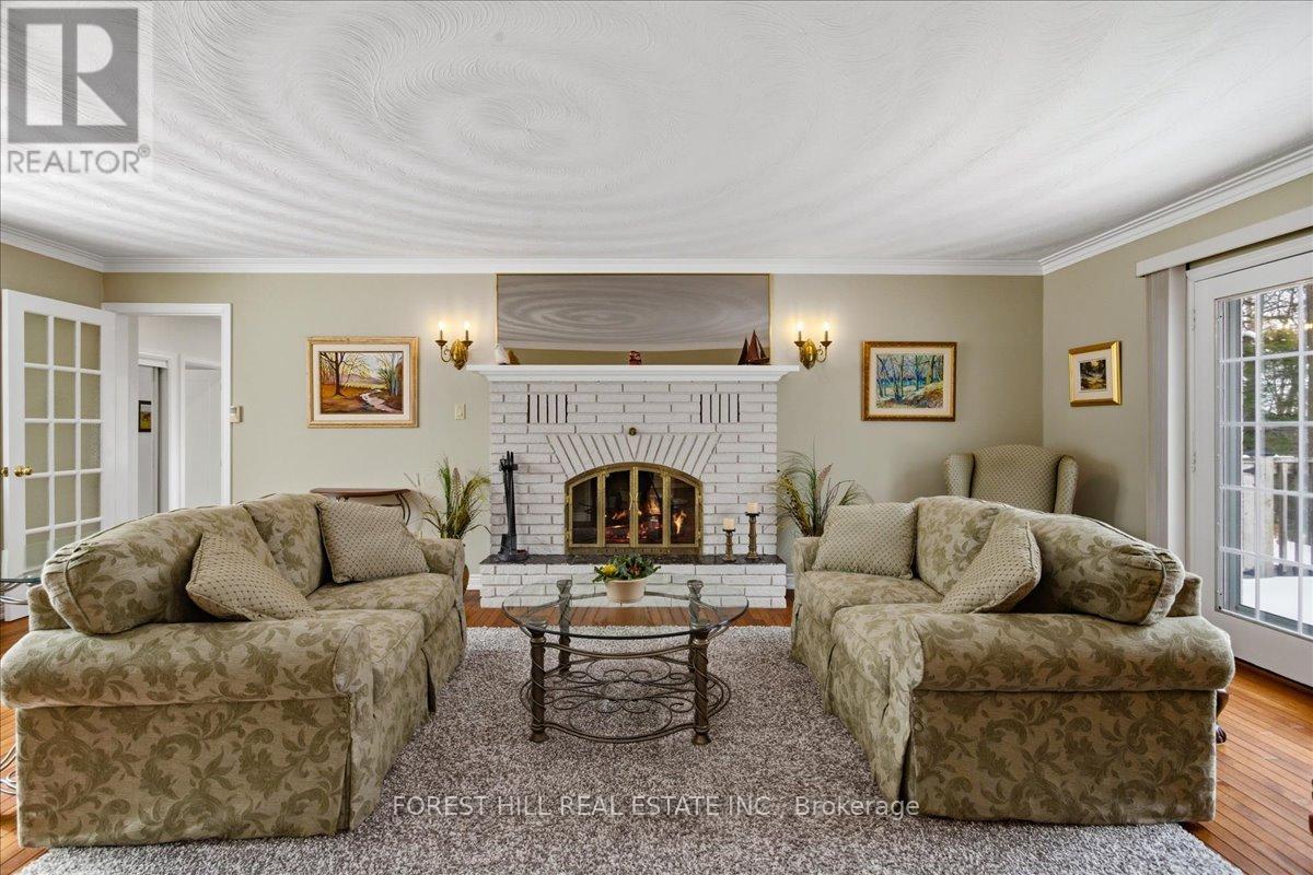 1836 QUANTZ CRESCENT - 11