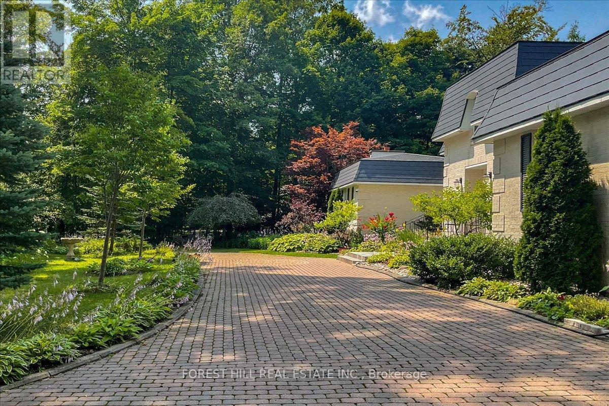 1836 QUANTZ CRESCENT - 4