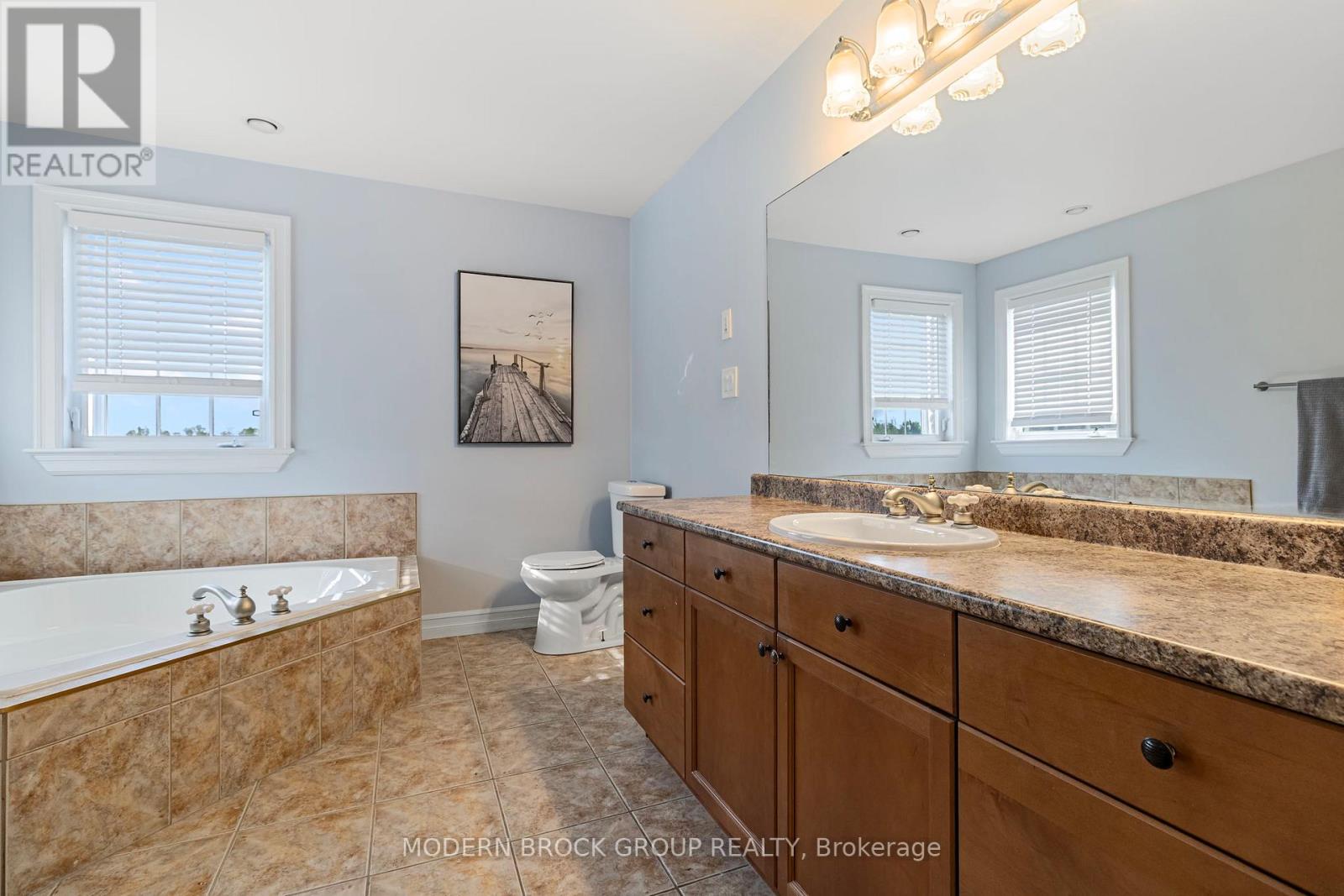 1000 CRESTWOOD DRIVE - 26