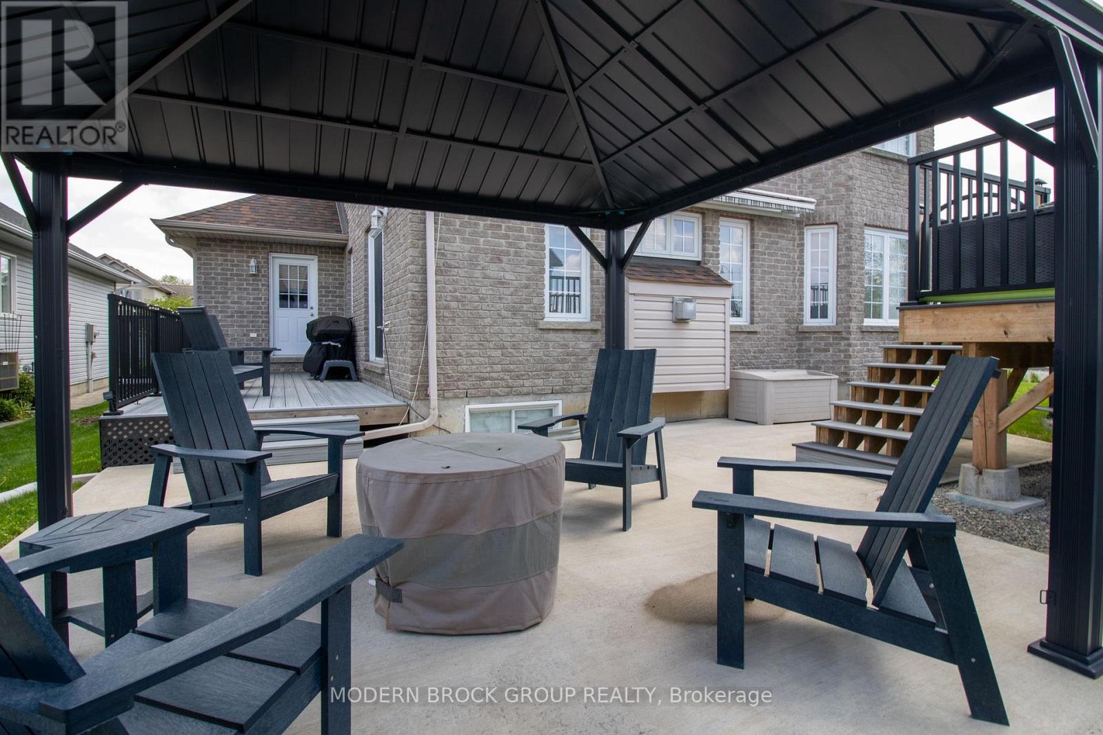 1000 CRESTWOOD DRIVE - 45