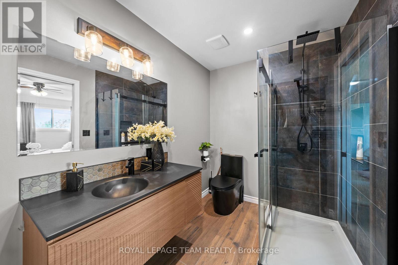 14 GREER STREET - 23