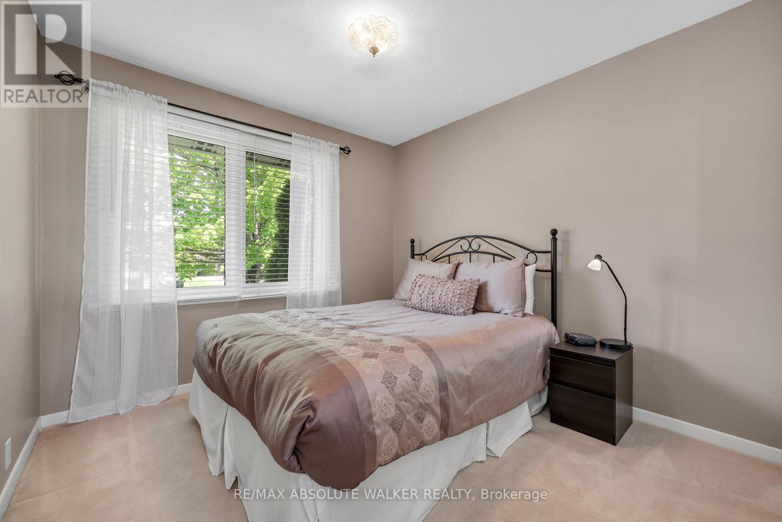 5 WEST HERRINGTON COURT - 25
